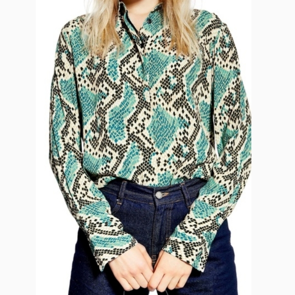 Topshop Button Front Long Sleeve Snake Print Oversized Fit Blue Black S NWOT - Picture 1 of 8